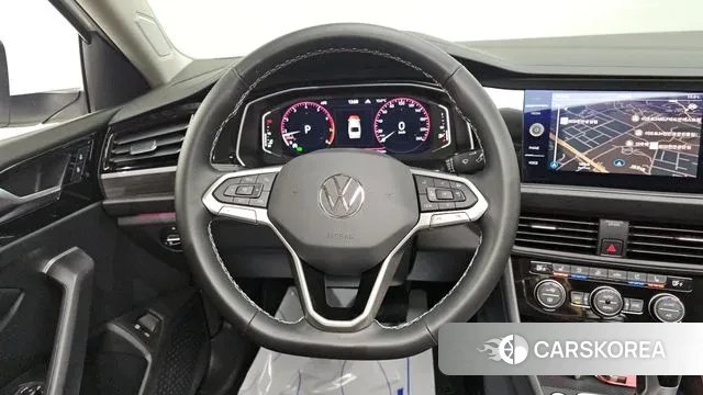 Volkswagen 7th Generation of Jetta 2024 Белый из Кореи, фото 5