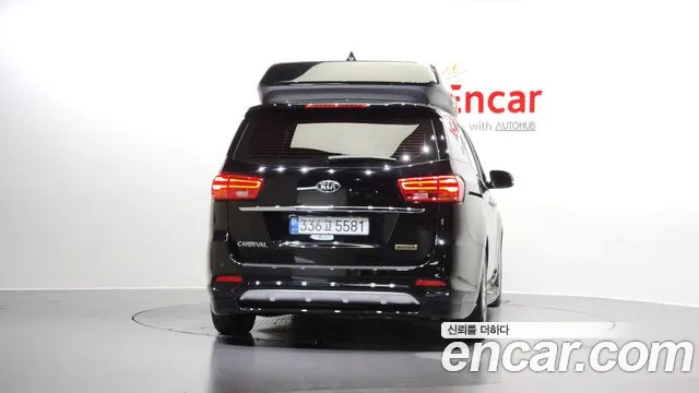 Kia The New Carnival 2018 Черный из Кореи, фото 5