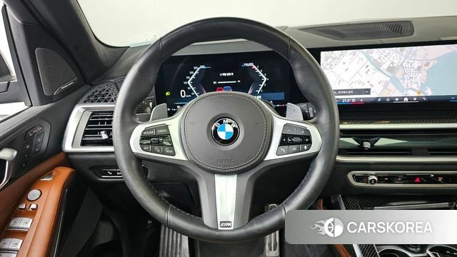 BMW X7 (G07) 2024 Черный из Кореи, фото 5