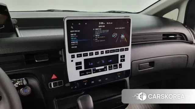 Hyundai Staria 2023 Черный из Кореи, фото 5