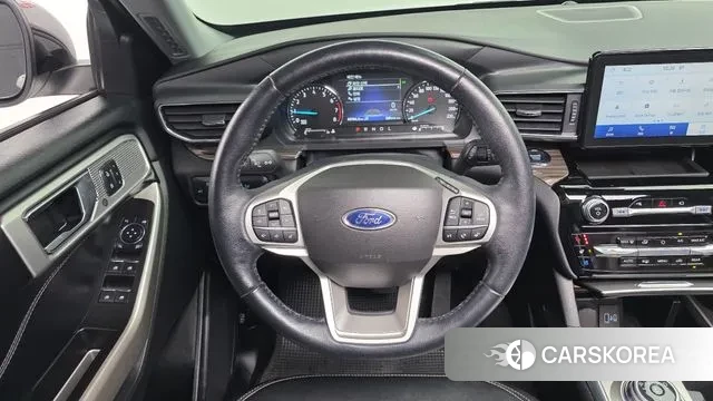 Ford Explorer 6th Generation 2022 Белый из Кореи, фото 5