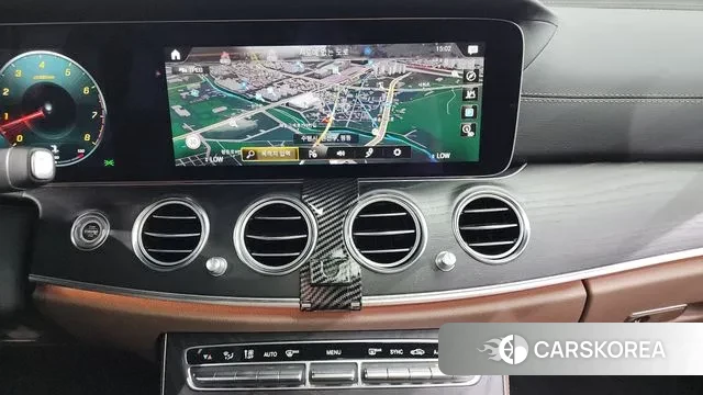 Mercedes-Benz E-Class W213 2023 Белый из Кореи, фото 5