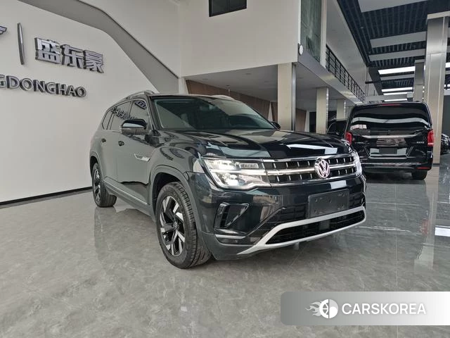 Volkswagen Tourang 2022 Черный из Китая, фото 5