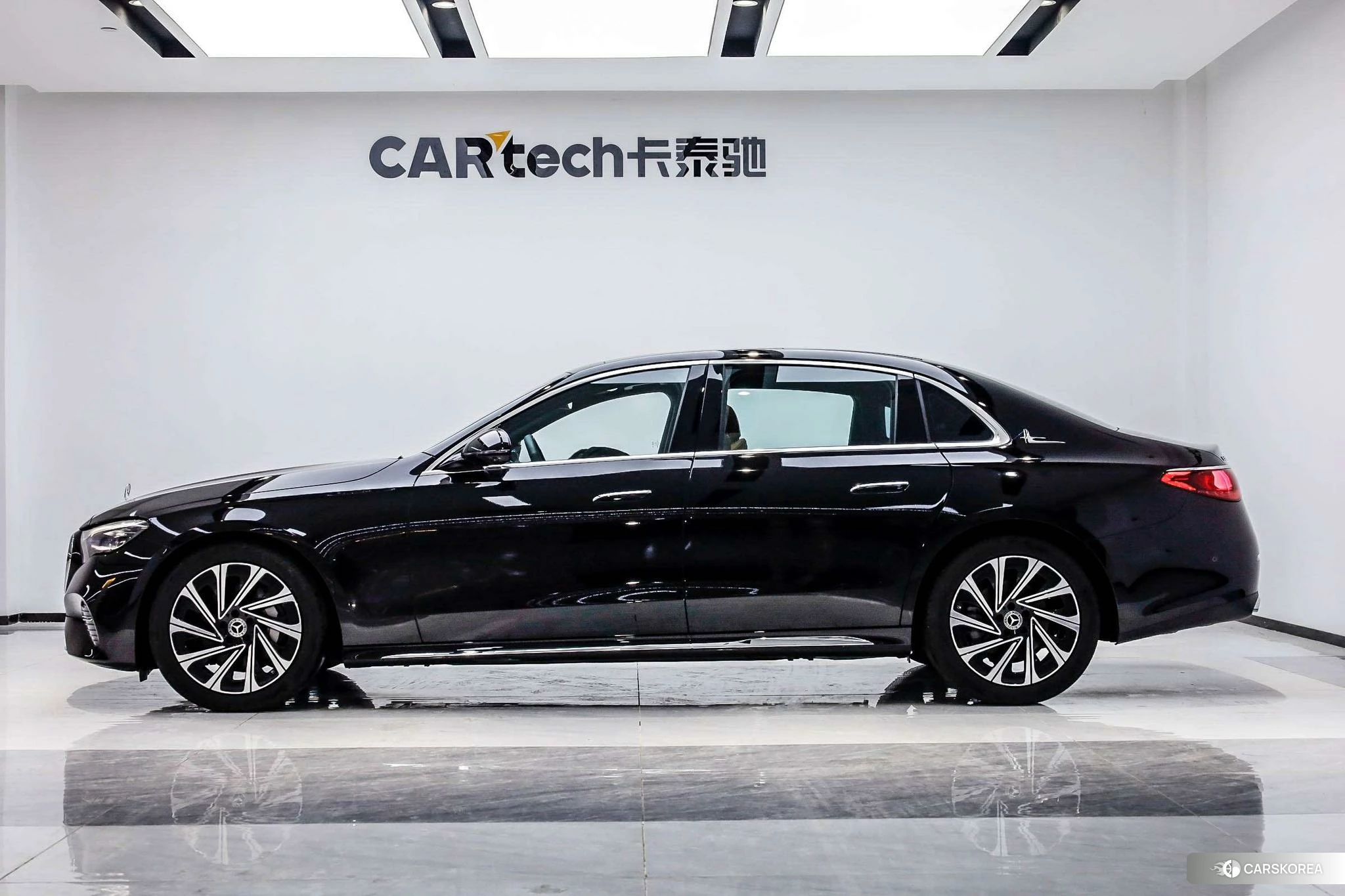 Mercedes-Benz E-class 2025 Черный из Китая, фото 5