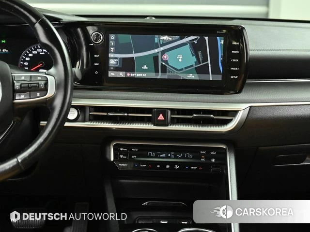 Kia K5 3rd generation 2022 Белый из Кореи, фото 5