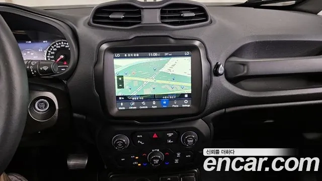 Jeep Renegade 2022 Белый из Кореи, фото 5