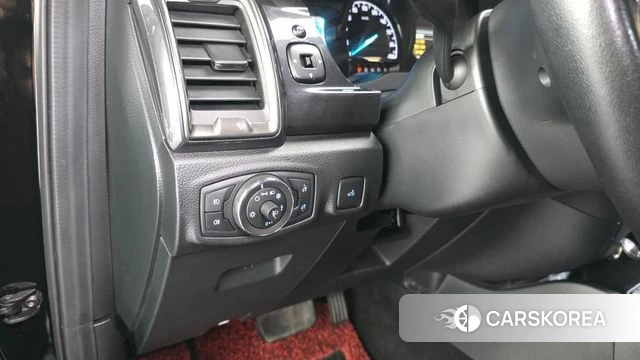 Ford Ranger 3rd Generation 2021 Черный из Кореи, фото 5