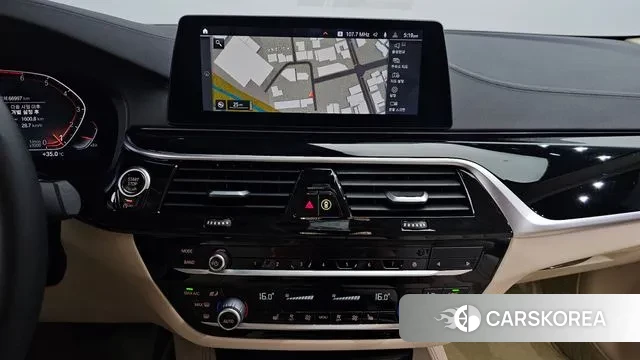 BMW 5 Series (G30) 2019 Серебряный из Кореи, фото 5