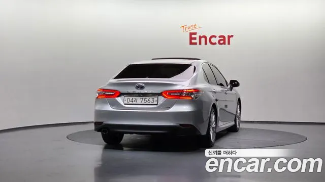 Toyota Camry (XV70) 2018 Серебряный из Кореи, фото 5