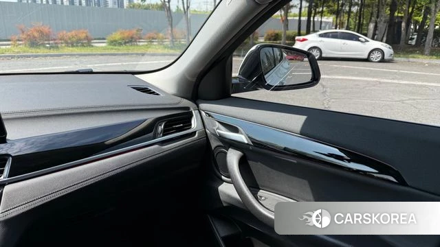 BMW X2 (F39) 2022 Белый из Кореи, фото 5