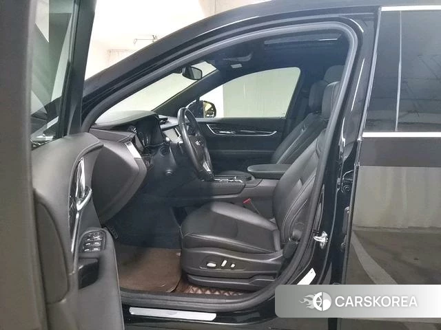 Cadillac XT6 2023 Черный из Китая, фото 5