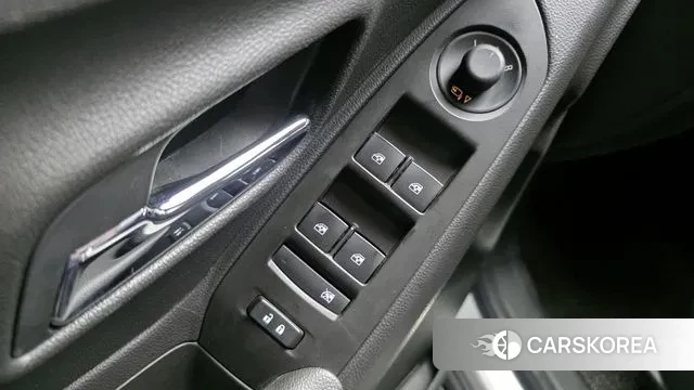 Chevrolet (GM Daewoo) The New Trax 2018 Белый из Кореи, фото 5