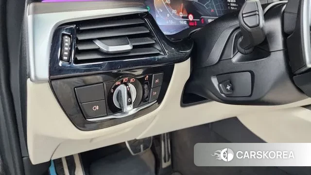 BMW 5 Series (G30) 2021 Черный из Кореи, фото 5