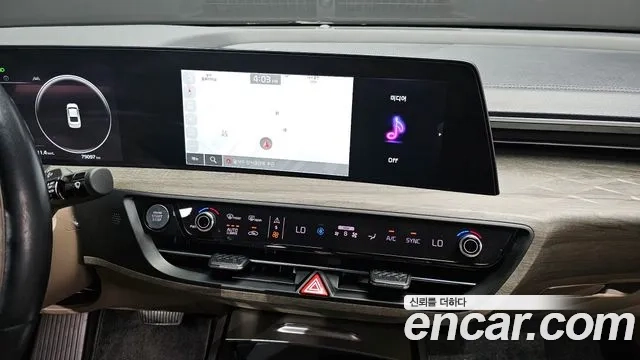 Kia K8 2023 Серебристо-серый из Кореи, фото 5