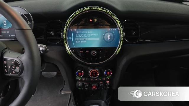 Mini Cooper 2023 Белый из Кореи, фото 5