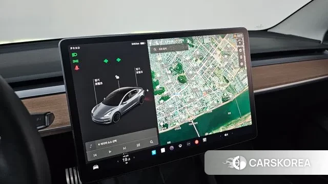 Tesla Model 3 2021 Серый из Кореи, фото 5