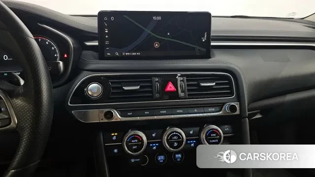 Genesis The New G70 id 3488110 из Кореи 5