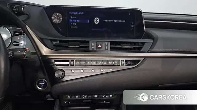 Lexus ES300h 7th generation 2018 Жемчужный цвет из Кореи, фото 5