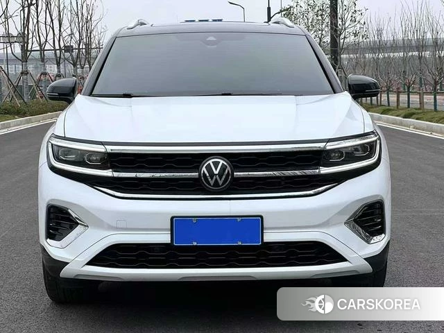 Volkswagen Lanjing 2023 Белый из Китая, фото 5