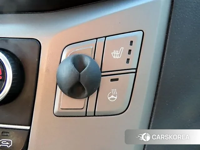 Hyundai Grand Starex 2018 Белый из Кореи, фото 5