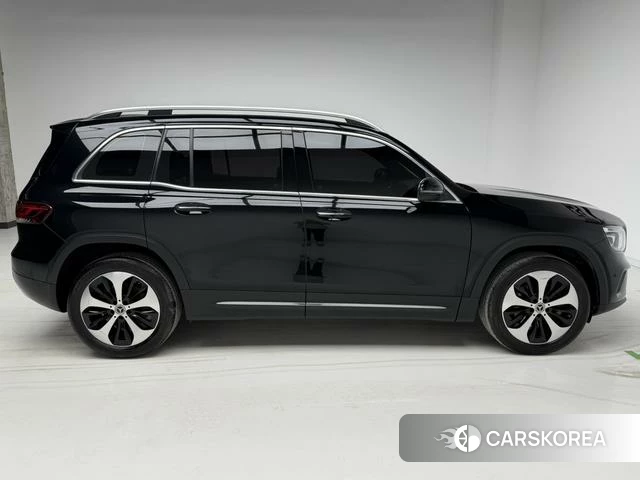 Mercedes-Benz GLB 2023 Черный из Китая, фото 5