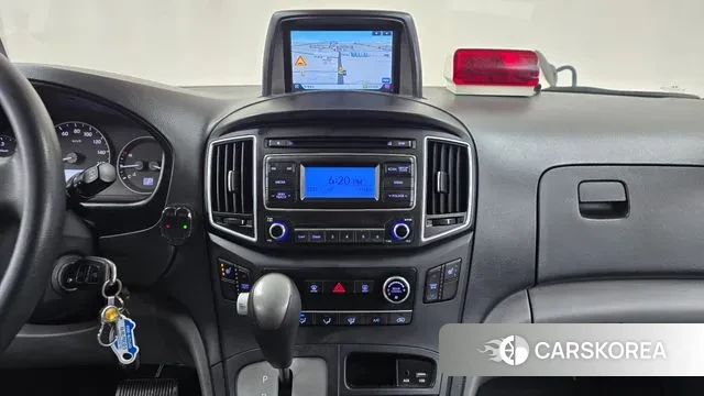 Hyundai The New Grand Starex 2018 Желтый из Кореи, фото 5