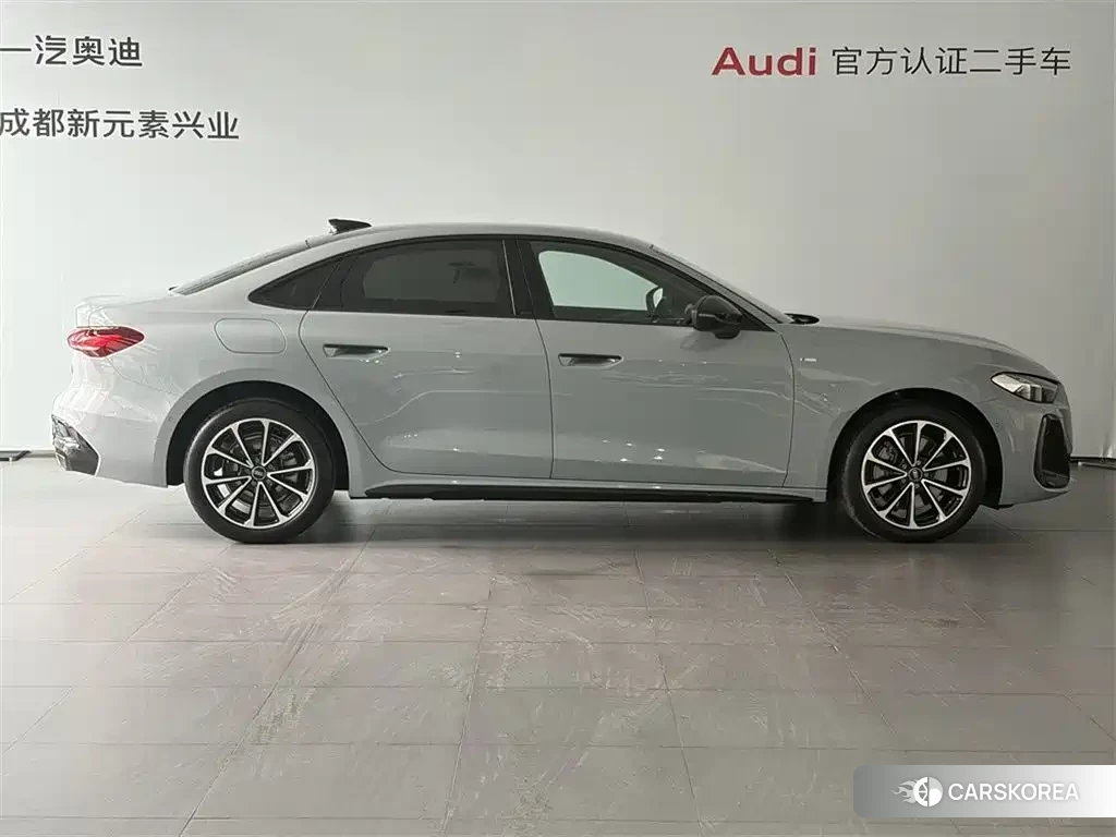 Audi A5L 2026 Silver/gray из Китая, фото 5