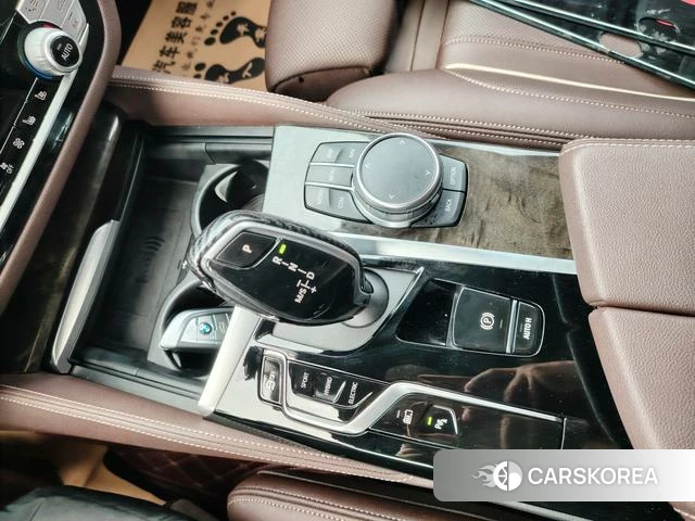 BMW 5 series PHEV 2021 Шампань из Китая, фото 5