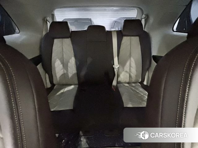 Buick GL8 2023 Коричневый из Китая, фото 5