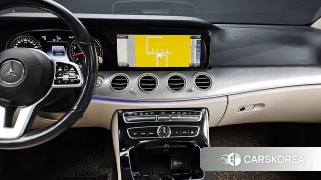 Mercedes-Benz E-Class W213 2019 Белый из Кореи, фото 5