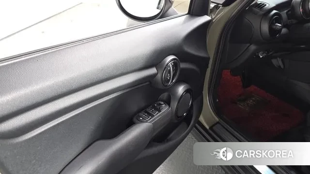 Mini Cooper 2018 Цвет тростника из Кореи, фото 5