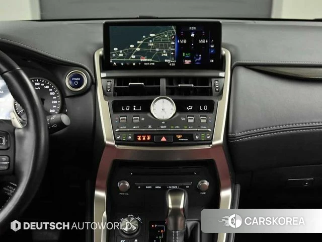 Lexus NX300h 2021 Серебряный из Кореи, фото 4