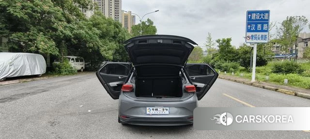 Volkswagen ID.3 2022 Темно-серый из Китая, фото 5