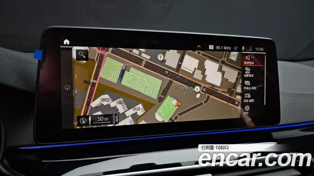 BMW 5 Series (G30) 2021 Серебристо-серый из Кореи, фото 5