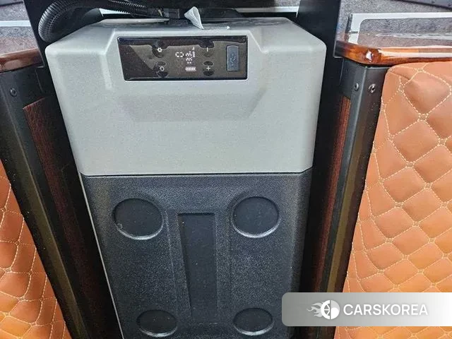 Hyundai Staria 2021 Черный из Кореи, фото 5