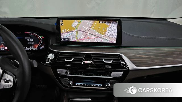 BMW 6 Series GT (G32) 2023 Черный из Кореи, фото 5