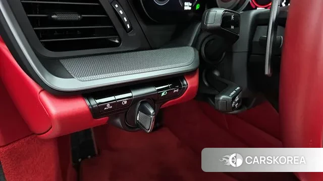 Porsche 911(992) 2020 Серебряный из Кореи, фото 5