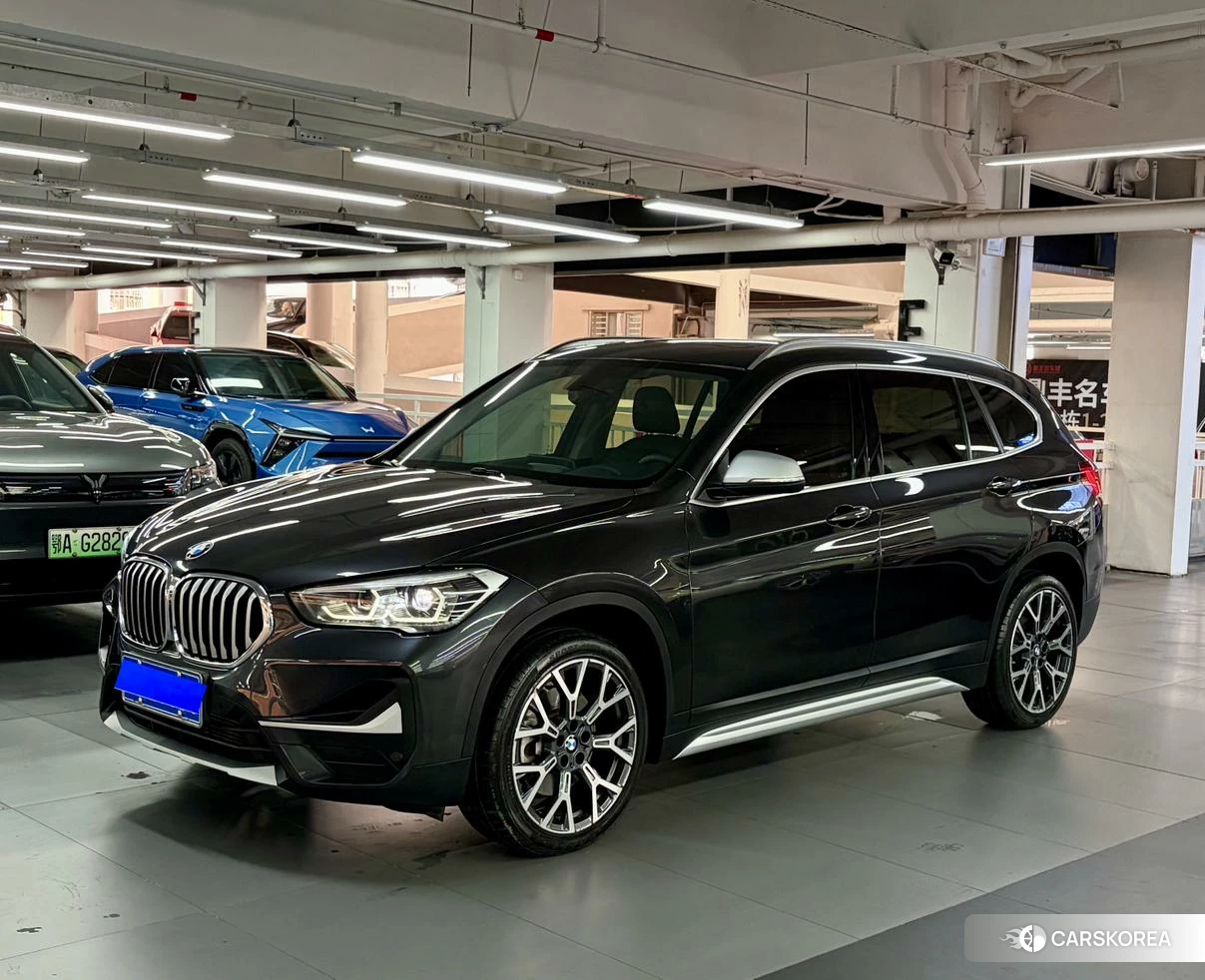 BMW X1 2022 Темно-серый из Китая, фото 5
