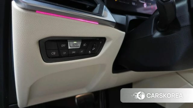 BMW 3 Series (G20) 2024 Цвет галактики из Кореи, фото 5