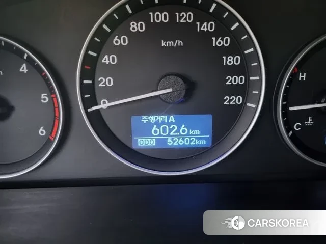 Hyundai The New Grand Starex 2019 Серебристо-серый из Кореи, фото 5