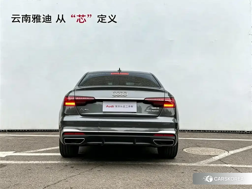 Audi A4L 2021 Silver/gray из Китая, фото 5