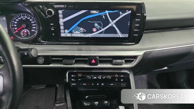 Kia K5 3rd generation 2023 Серый из Кореи, фото 5