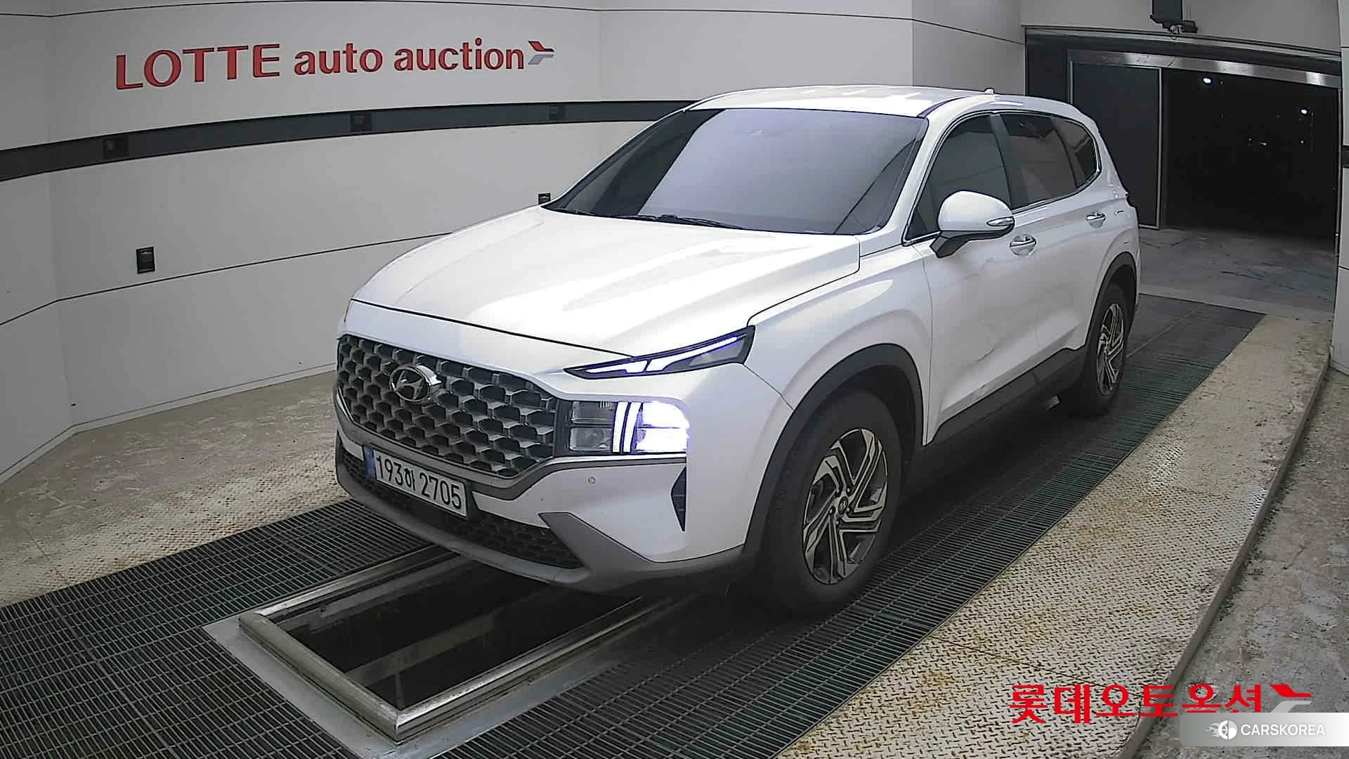 Hyundai Santa Fe 2022 Creamy White Pearl (optional) из Кореи, фото 5