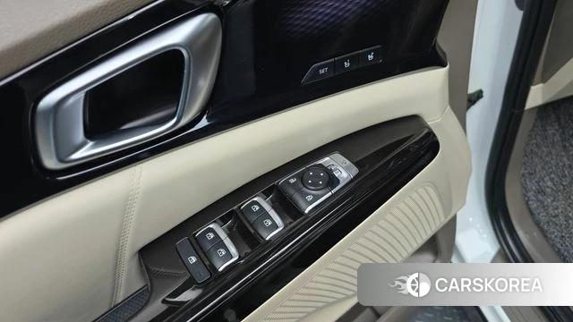 Kia Carnival 4th generation 2022 Белый из Кореи, фото 5