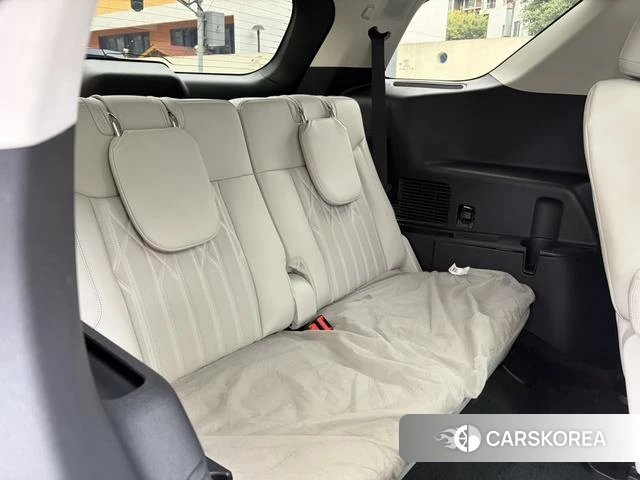 Ford Explorer 2024 Черный из Китая, фото 5