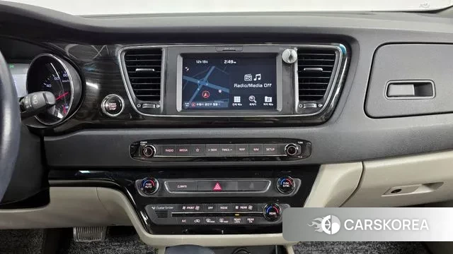 Kia The New Carnival 2018 Белый из Кореи, фото 5