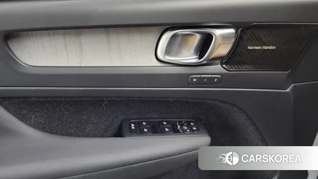 Volvo XC40 2020 Белый из Кореи, фото 5