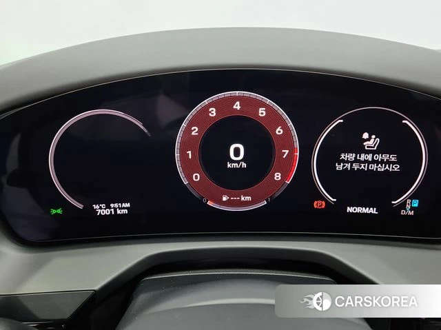 Porsche Panamera (976) 2024 Жемчужный цвет из Кореи, фото 5