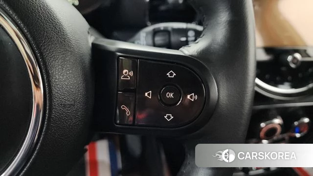 Mini Cooper Clubman 2022 Жемчужный цвет из Кореи, фото 5
