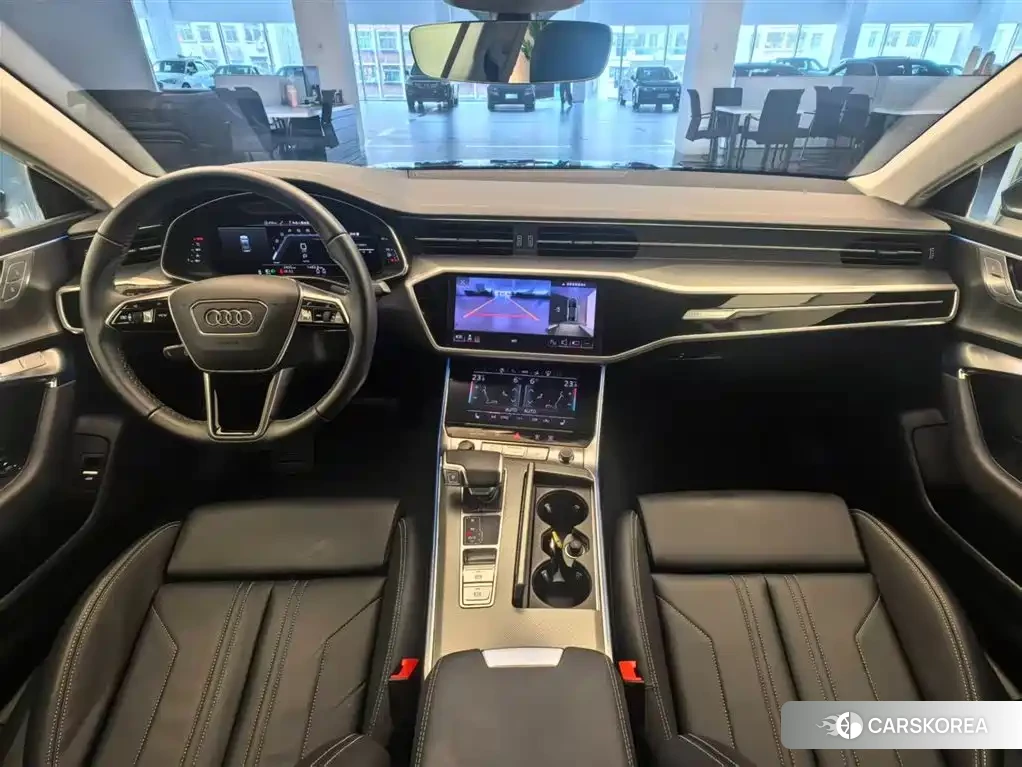 Audi A7 2025 Silver/gray из Китая, фото 5